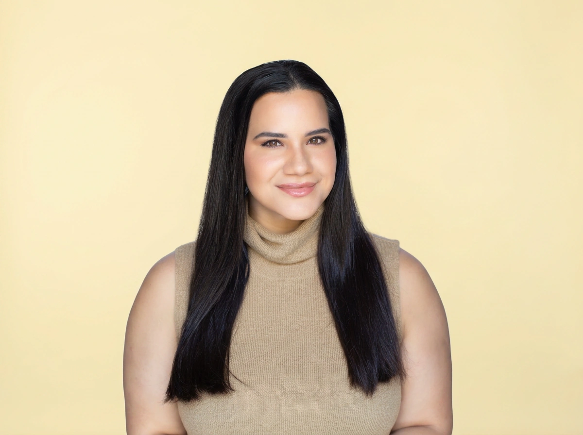 Portrait of Beatriz Alvarez, M.S., LMHC